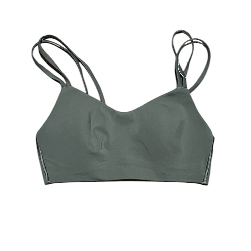 Lululemon SZ 8  like a cloud Sage green sports bra soft cup